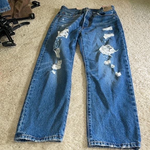 Levis 501 Jeans - Picture 2 of 5